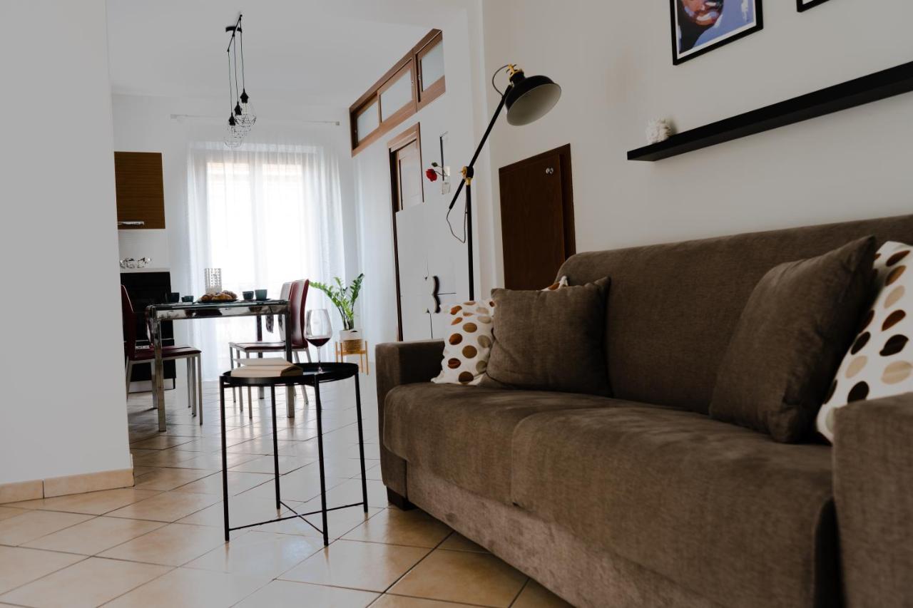 קאסטלמארה דל גולפו Cassaro Casa Vacanze מראה חיצוני תמונה