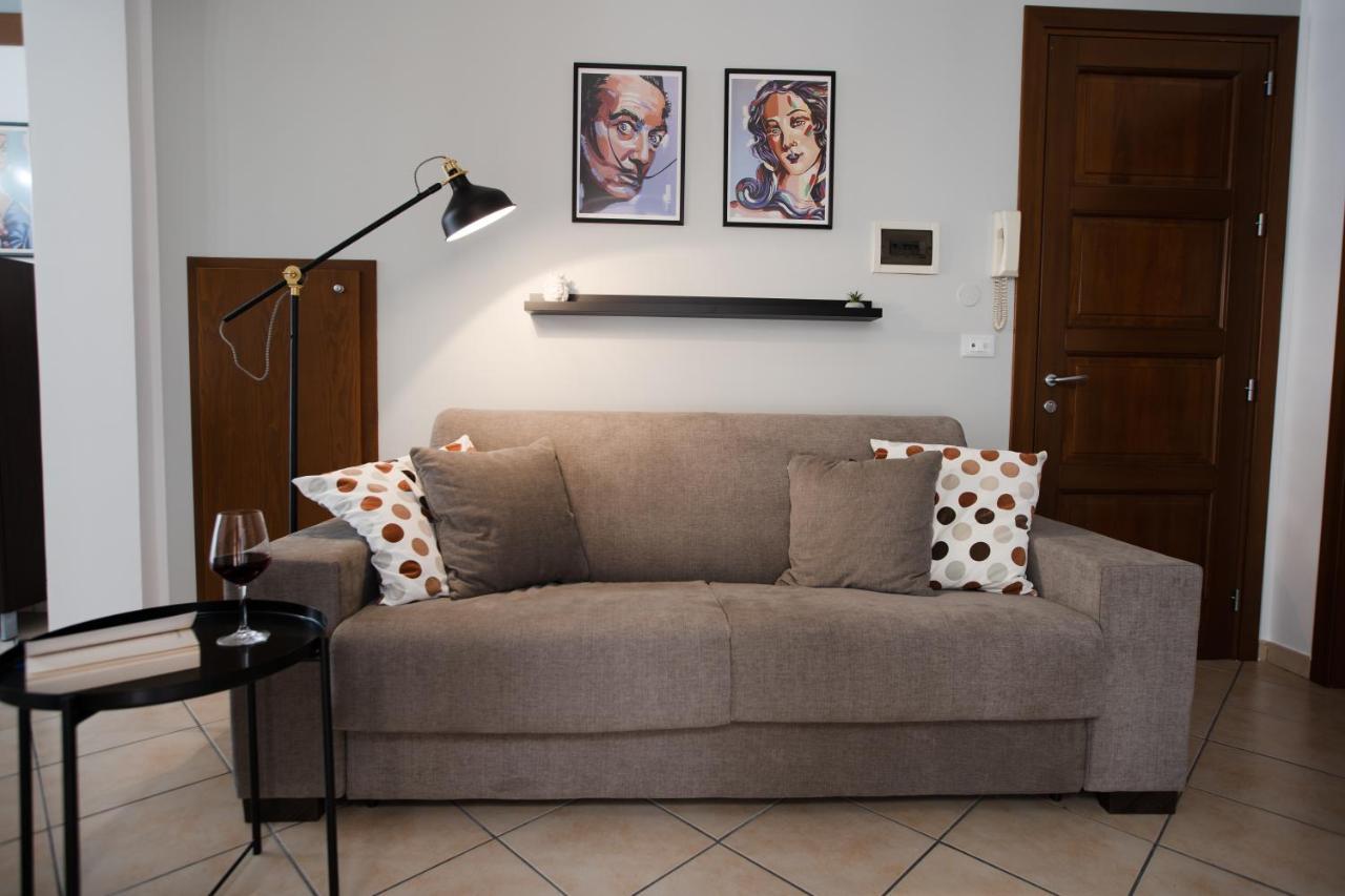 קאסטלמארה דל גולפו Cassaro Casa Vacanze מראה חיצוני תמונה