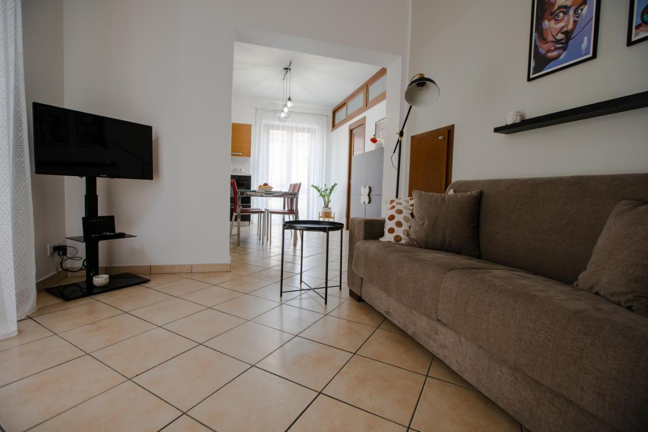 קאסטלמארה דל גולפו Cassaro Casa Vacanze מראה חיצוני תמונה