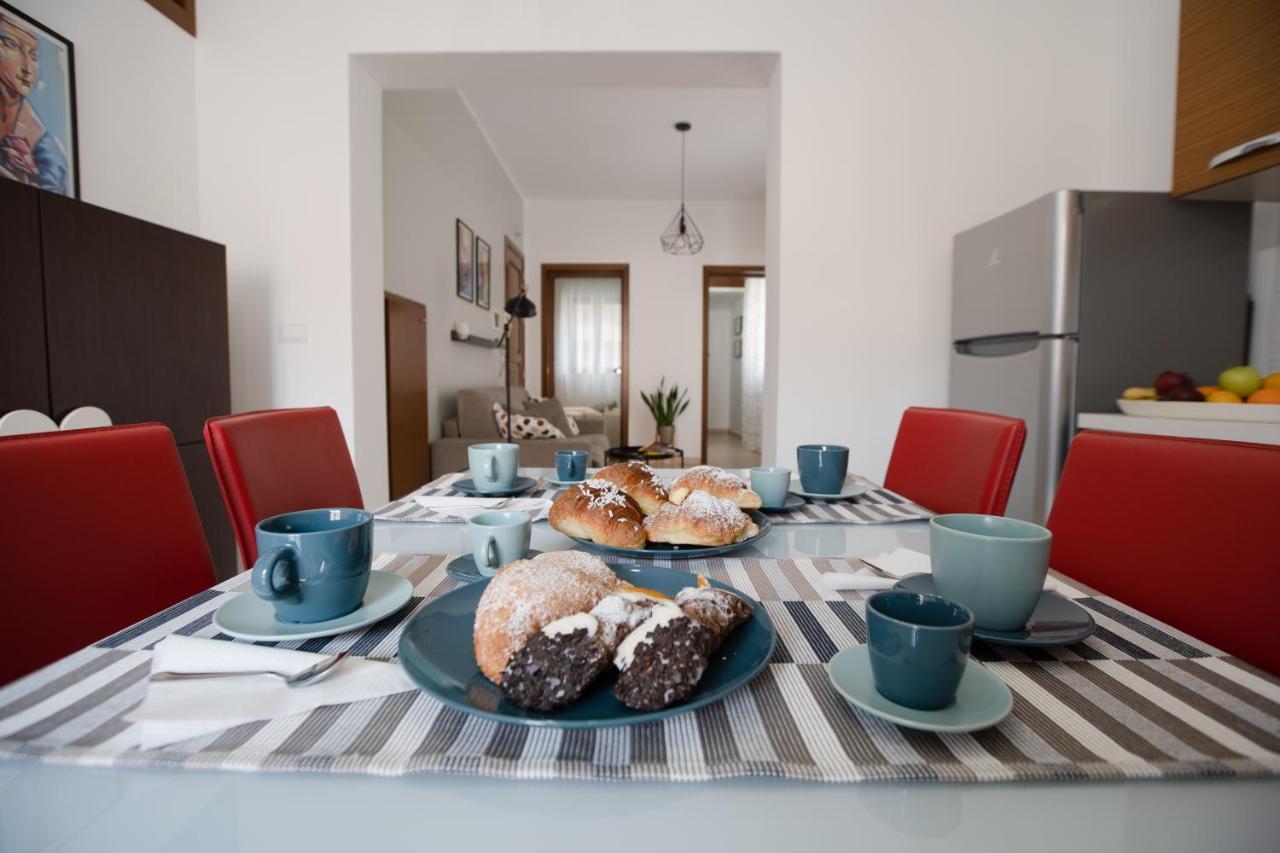 קאסטלמארה דל גולפו Cassaro Casa Vacanze מראה חיצוני תמונה